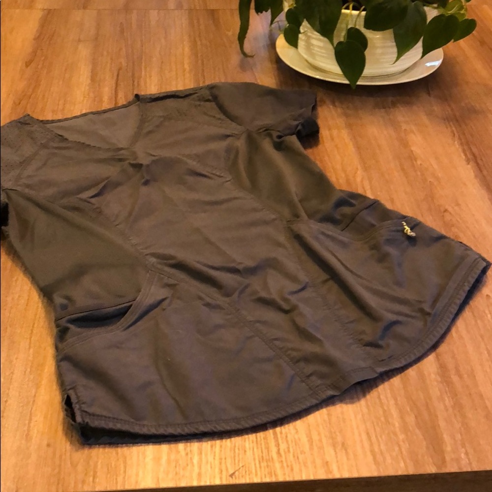 Cherokee Scrub Top